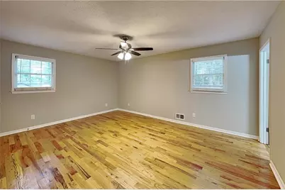 316 Pioneer Circle, Woodstock, GA 30188 - Photo 8