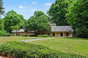9270 Riverclub Parkway NE, Johns Creek, GA 30097 - Photo 10