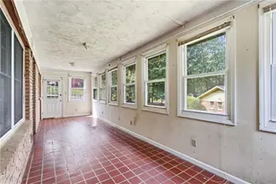 3525 Heritage Valley Rd SW, Atlanta, GA 30331 - Photo 12