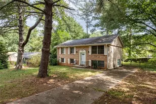 1464 Colony E Cir, Stone Mountain, GA 30083 - Photo 4