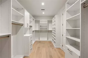 1347 W Wesley Rd NW, Atlanta, GA 30327 - Photo 40