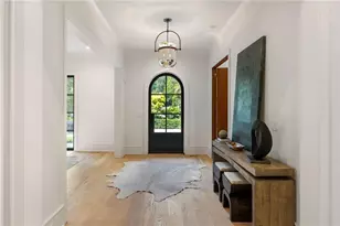 1347 W Wesley Rd NW, Atlanta, GA 30327 - Photo 2