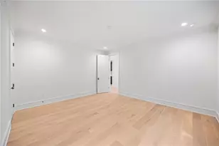 1353 W Wesley Rd NW, Atlanta, GA 30327 - Photo 32