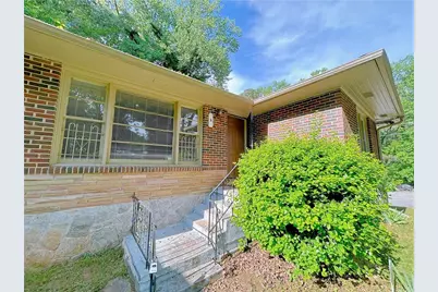 2141 Beecher Circle SW, Atlanta, GA 30311 - Photo 2
