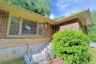 2141 Beecher Cir SW, Atlanta, GA 30311 - Photo 2