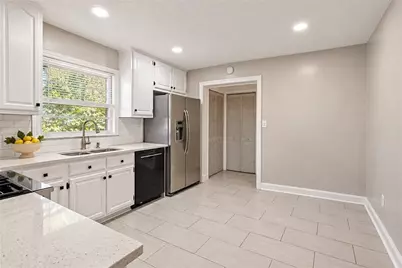 2751 Ben Hill Road, East Point, GA 30344 - Photo 14