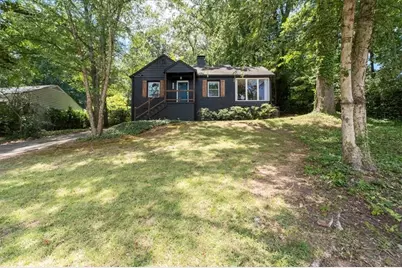 2597 Elsinore Street, East Point, GA 30344 - Photo 2