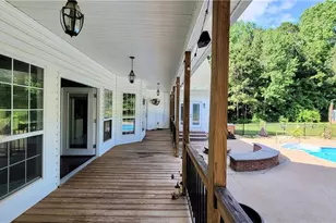 306 Hutchinson Farms Rd, Griffin, GA 30224 - Photo 10