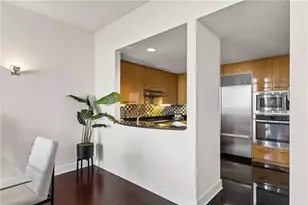 700 Park Regency Pl NE, Atlanta, GA 30326 - Photo 12