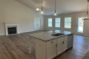645 Rodeo Dr, Auburn, GA 30011 - Photo 8