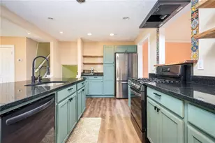 633 San Pablo Dr, Stone Mountain, GA 30083 - Photo 4