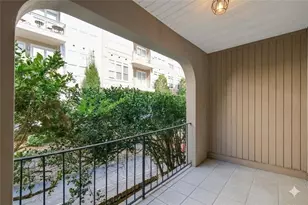 395 Pharr Rd NE, Atlanta, GA 30305 - Photo 20