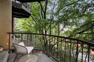 2840 Peachtree Rd NW, Atlanta, GA 30305 - Photo 10
