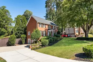 129 N Lakeside Dr NW, Kennesaw, GA 30144 - Photo 16
