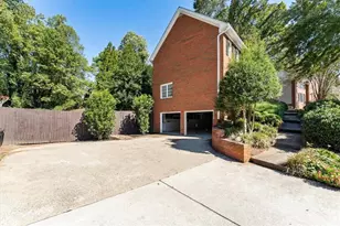129 N Lakeside Dr NW, Kennesaw, GA 30144 - Photo 14