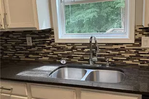 944 Crossing Rock Dr, Lawrenceville, GA 30043 - Photo 12