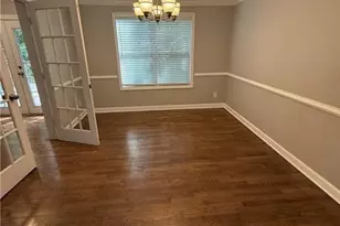 944 Crossing Rock Dr, Lawrenceville, GA 30043 - Photo 6