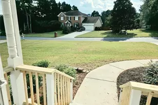 850 Springtime Dr, Lawrenceville, GA 30043 - Photo 36
