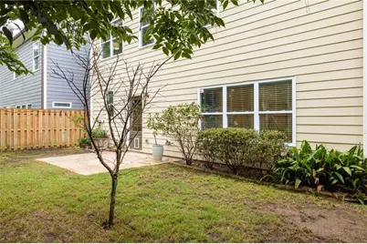 1052 Johnson Grove, Atlanta, GA 30318 - Photo 24