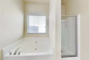 1324 Little Hampton Dr, Lawrenceville, GA 30045 - Photo 10