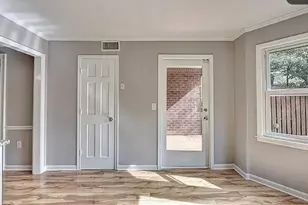 871 Lenox Oaks Cir NE, Atlanta, GA 30324 - Photo 4