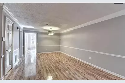 871 Lenox Oaks Circle NE, Atlanta, GA 30324 - Photo 10