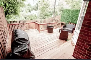 871 Lenox Oaks Cir NE, Atlanta, GA 30324 - Photo 22