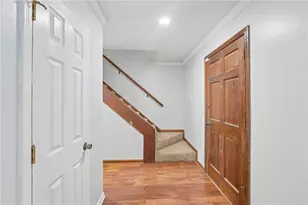 865 Branford Ln NW, Lilburn, GA 30047 - Photo 10