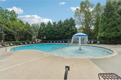 1673 Caswell Parkway, Marietta, GA 30060 - Photo 2