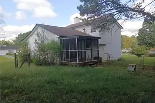 10386 Wisteria Ln, Jonesboro, GA 30238 - Photo 2