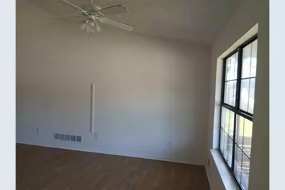 10386 Wisteria Lane, Jonesboro, GA 30238 - Photo 4