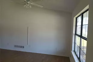 10386 Wisteria Ln, Jonesboro, GA 30238 - Photo 4