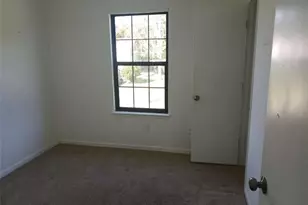 10386 Wisteria Ln, Jonesboro, GA 30238 - Photo 8