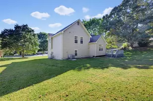 2340 Hollie Ln, Cumming, GA 30040 - Photo 34