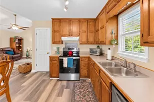 2560 Fairlane Dr, Cumming, GA 30041 - Photo 24
