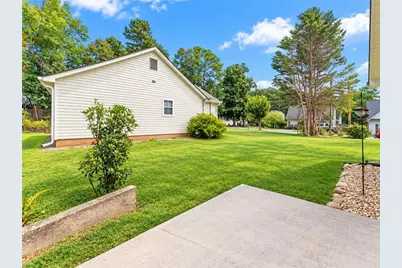 2560 Fairlane Drive, Cumming, GA 30041 - Photo 10