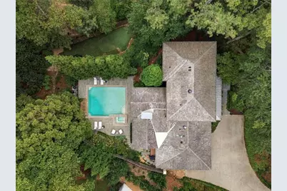323 Blanton Road NW, Atlanta, GA 30342 - Photo 2