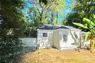1057 Washington Ave, East Point, GA 30344 - Photo 24