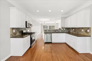 7832 Kiverton Pl, Atlanta, GA 30350 - Photo 4