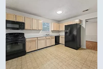 2416 Rambling Way, Lithonia, GA 30058 - Photo 6