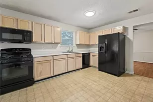 2416 Rambling Way, Lithonia, GA 30058 - Photo 6