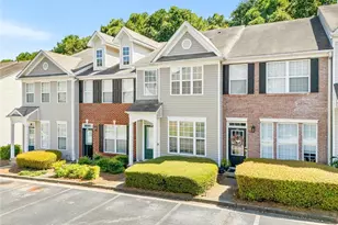 1378 Penhurst Dr, Lawrenceville, GA 30043 - Photo 2