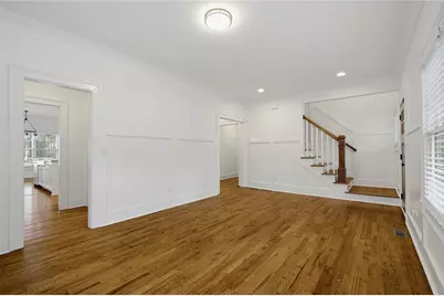 827 Derrydown Way, Decatur, GA 30030 - Photo 4