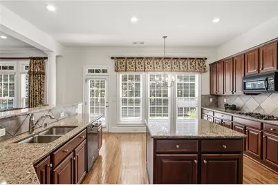 1241 Village Terrace Court, Dunwoody, GA 30338 - Photo 8