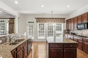 1241 Village Terrace Ct, Dunwoody, GA 30338 - Photo 8