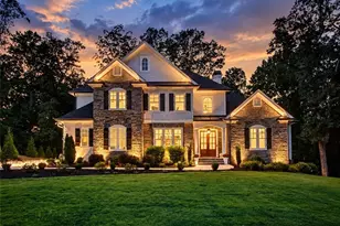 5392 Retreat Dr, Flowery Branch, GA 30542 - Photo 2