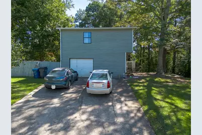 2581 Bluffton Road, Buford, GA 30519 - Photo 22