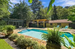 1714 N Holly Ln NE, Atlanta, GA 30329 - Photo 38