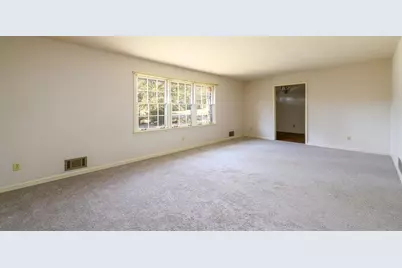 462 Emily Drive SW, Lilburn, GA 30047 - Photo 6