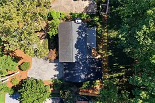 4894 McPherson Dr NE, Roswell, GA 30075 - Photo 32